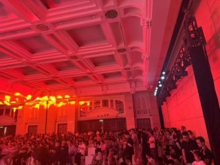 太火爆，太吓人！牛市来了？刘煜辉研判未来两大投资策略，19岁少年高呼我能赢