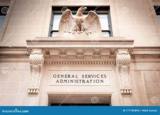 外盘头条：美制定首批贸易谈判优先名单 纽瓦克机场雷达屏幕再现故障 美国考虑赋予格陵兰岛特殊地位