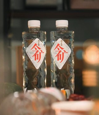 一瓶水赚2分钱的今麦郎困在低价里