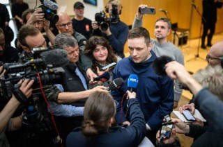 格陵兰岛自治政府新任总理：特朗普不会拿下格陵兰