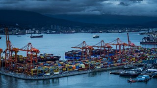 加拿大对美最高法涉关税裁决表欢迎