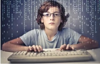 什么类型的投资产品？这类投资产品的风险和收益如何？