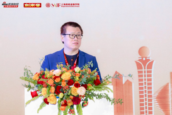 新浪财经CEO邓庆旭:愿和民营企业家携手并进,为民营企业搭建展示形象的平台 第1张 新浪财经CEO邓庆旭:愿和民营企业家携手并进,为民营企业搭建展示形象的平台 第1张