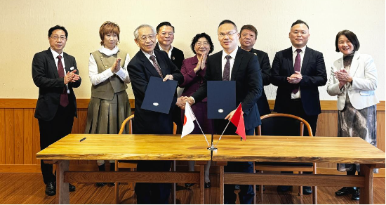 中国东方教育集团与日本好莱坞大学院大学签署战略合作意向书:共绘全球职业教育发展新蓝图 第1张 中国东方教育集团与日本好莱坞大学院大学签署战略合作意向书:共绘全球职业教育发展新蓝图 第1张