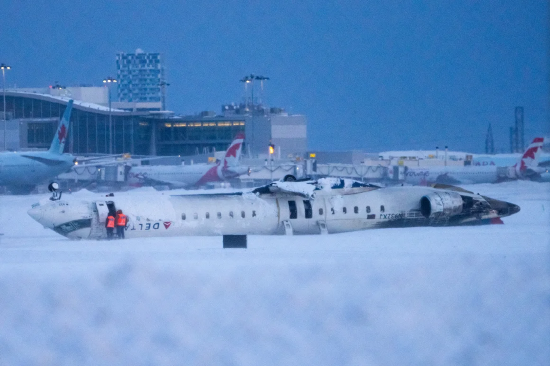 航空公司严阵以待 “地狱夏日”  第2张