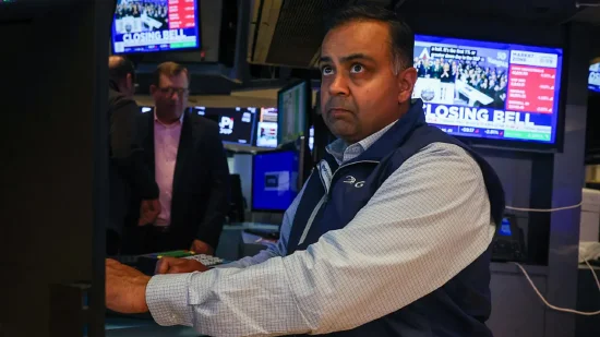 午盘：美股小幅下滑 市场等待英伟达财报  第1张