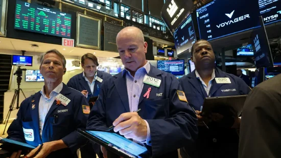 午盘:美股涨跌不一 市场关注特朗普关税与通胀数据 第1张 午盘:美股涨跌不一 市场关注特朗普关税与通胀数据 第1张