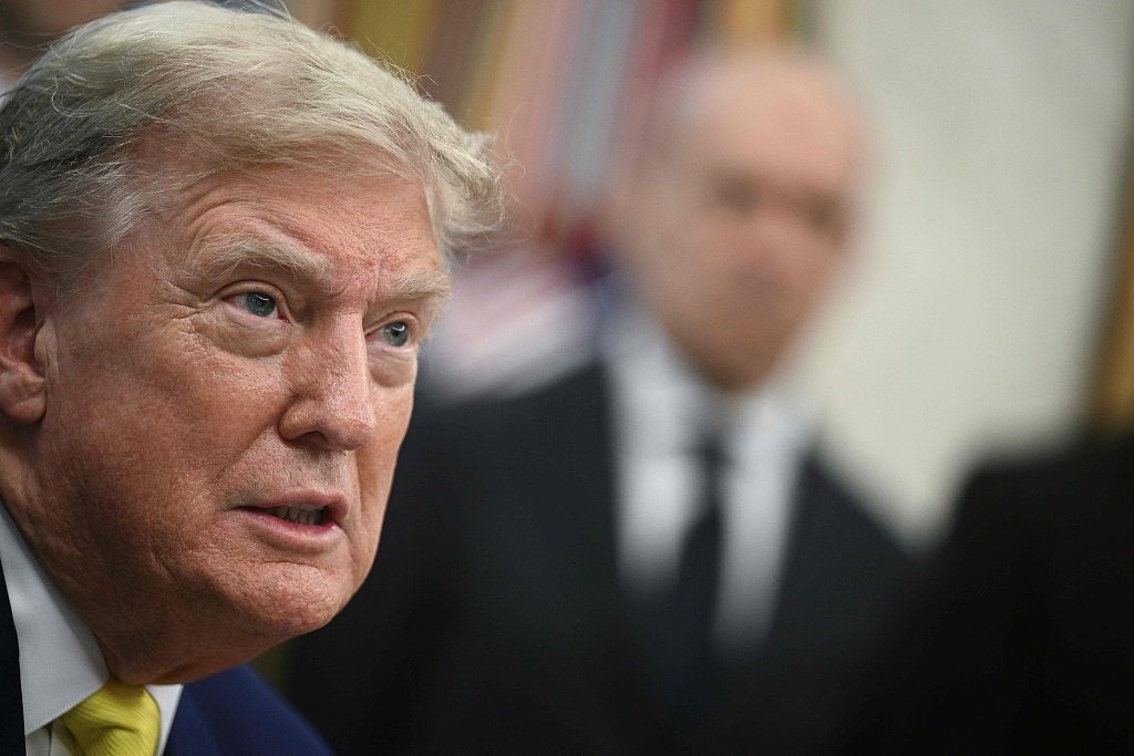 特朗普驳斥“美军打击伊朗计划已获批准”报道:《华尔街日报》根本不知道我的想法 第1张 特朗普驳斥“美军打击伊朗计划已获批准”报道:《华尔街日报》根本不知道我的想法 第1张