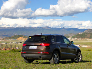 汽车发动机舱皮带张紧度调整? 第1张 汽车发动机舱皮带张紧度调整? 第1张