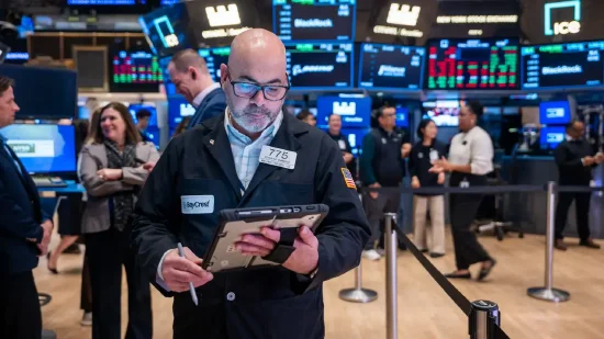 早盘:美股走低科技股领跌 纳指下跌1.1% 第1张 早盘:美股走低科技股领跌 纳指下跌1.1% 第1张