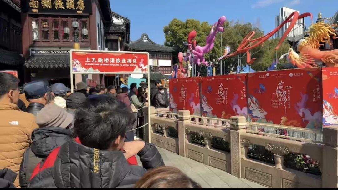 “反向过年”火了!“只要在一起,在哪都是过年!”丨新春走基层 第1张 “反向过年”火了!“只要在一起,在哪都是过年!”丨新春走基层 第1张