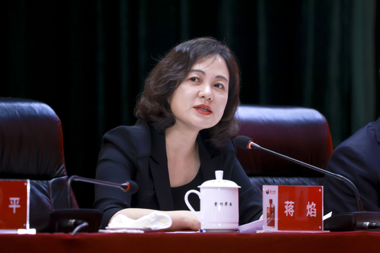 贵州茅台副总经理、财务总监、董事会秘书蒋焰被实施留置 第1张 贵州茅台副总经理、财务总监、董事会秘书蒋焰被实施留置 第1张