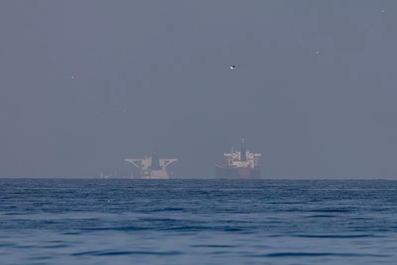 消息称停火期间伊朗和阿曼将对通过霍尔木兹海峡船只收费  第3张